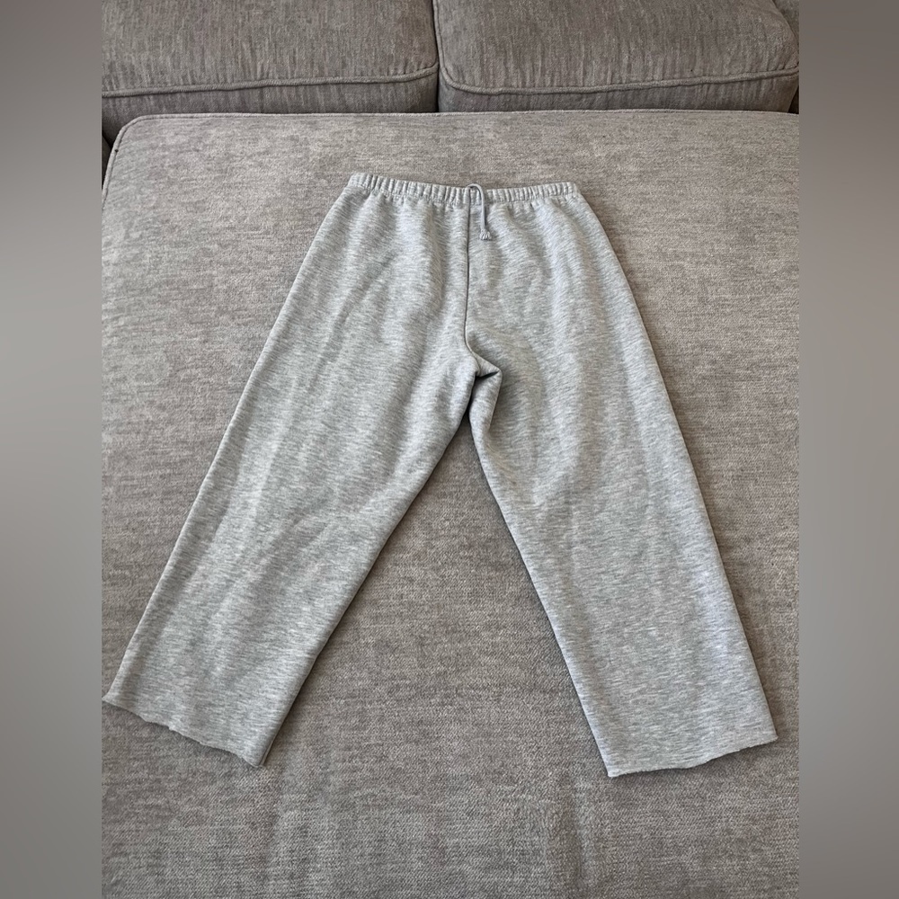 Barbie Street Strut Sweatpants cropped - Picture 2 of 2